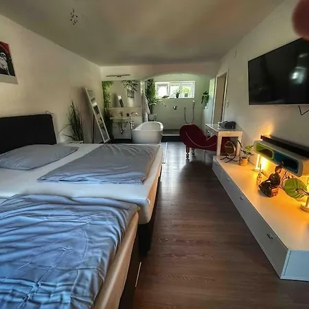 Haushaelfte Mit Garten Und Balkon Leoben (Styria)