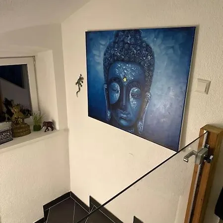 Haushaelfte Mit Garten Und Balkon *